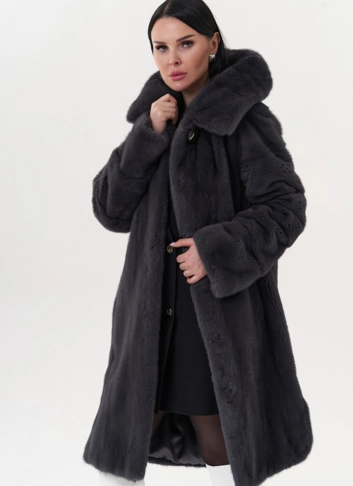 Шуба из норки в цвете графит фото